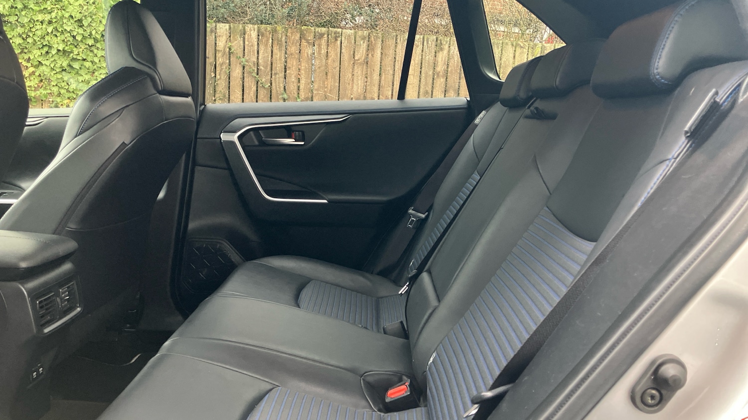 Used Toyota RAV4 2020 for sale - 77766188: Photo 13