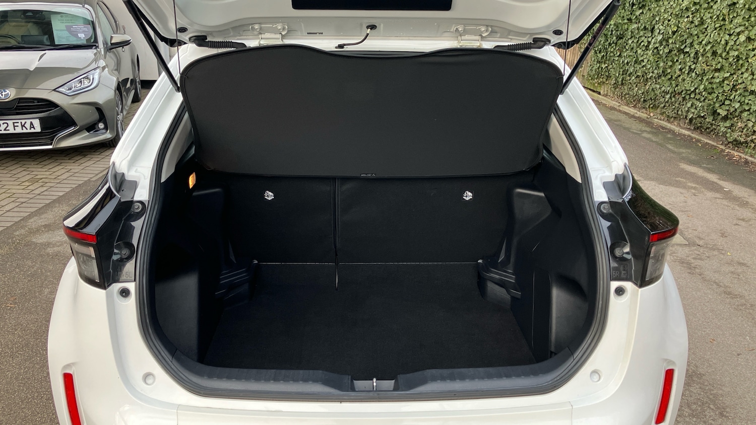 Used Toyota Yaris Cross 2022 for sale - 77262210: Photo 14