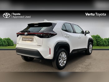 Used Toyota Yaris Cross 2022 for sale - 77262210: Photo