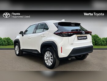 Used Toyota Yaris Cross 2022 for sale - 77262210: Photo