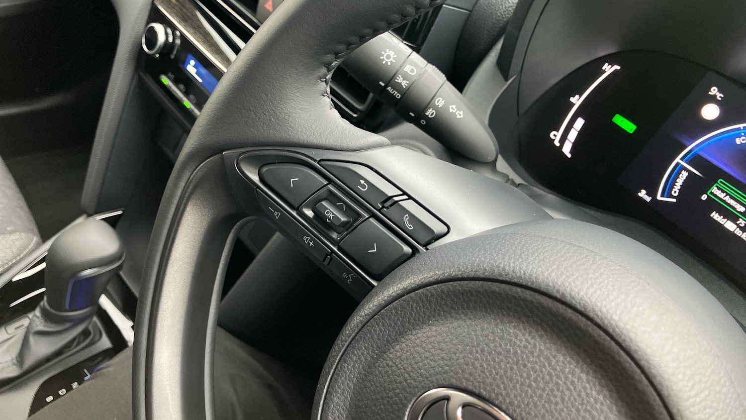 Used Toyota Yaris Cross 2025 for sale - 77380614: Photo 34