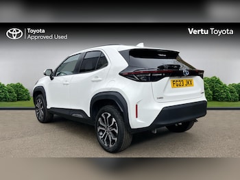 Used Toyota Yaris Cross 2023 for sale - 78015144: Photo