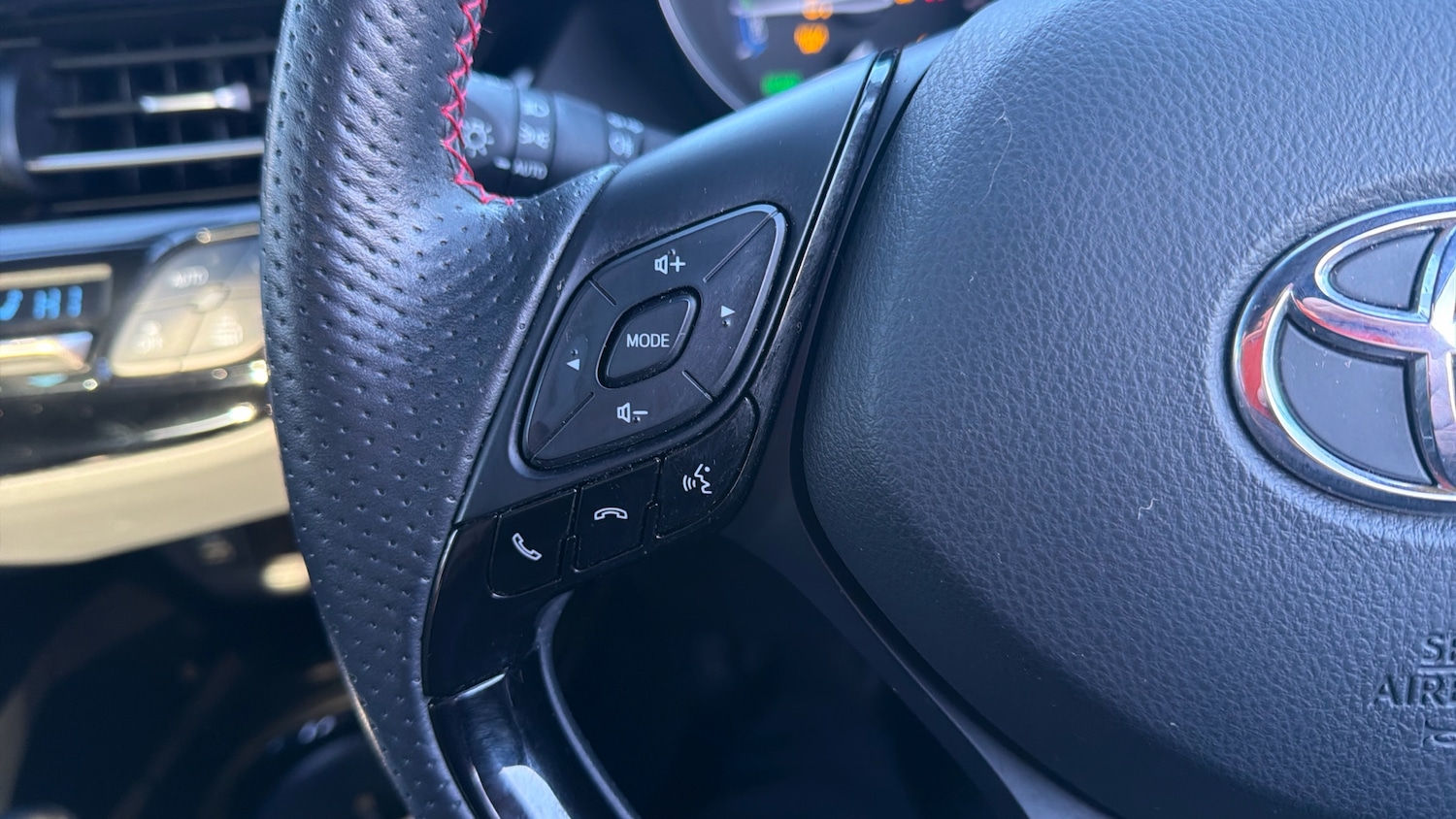 Used Toyota C-HR 2022 for sale - 77420115: Photo 27