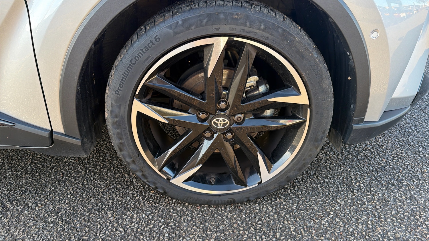 Used Toyota C-HR 2022 for sale - 77420115: Photo 32