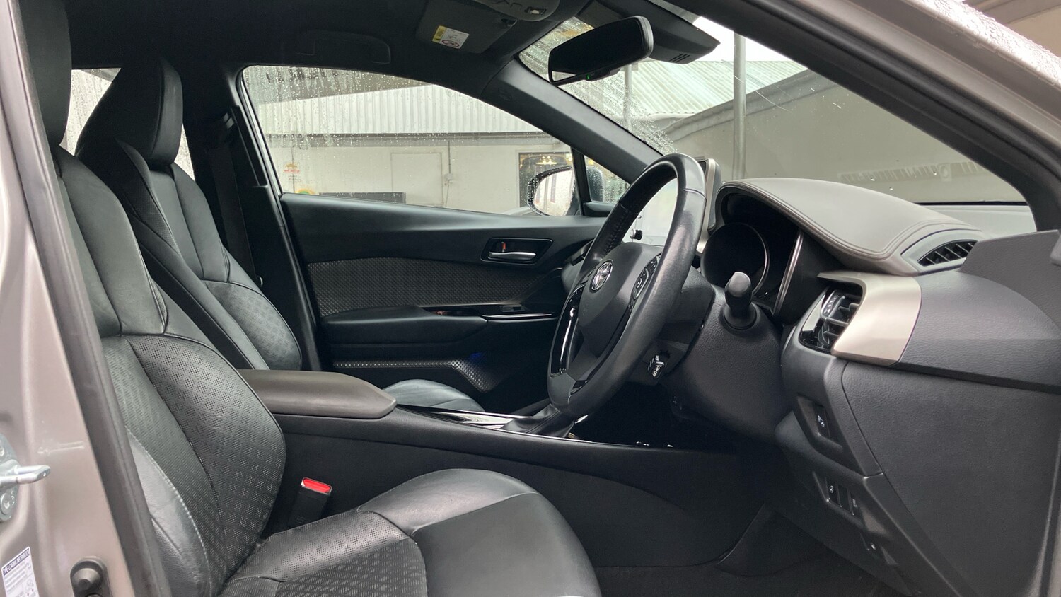 Used Toyota C-HR 2021 for sale - 77545668: Photo 11