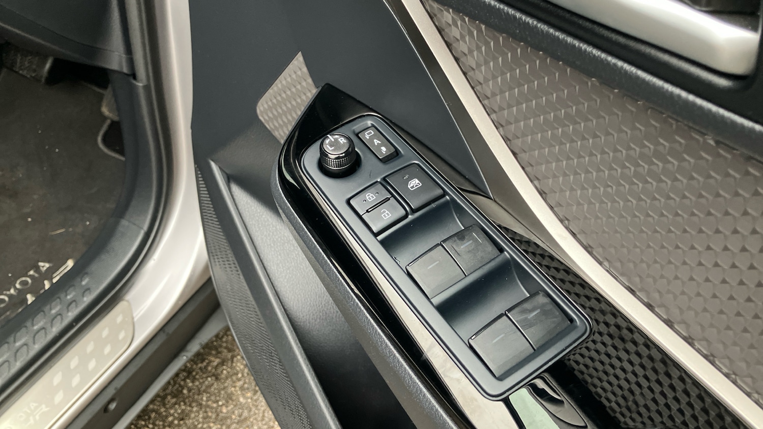 Used Toyota C-HR 2021 for sale - 77545668: Photo 32