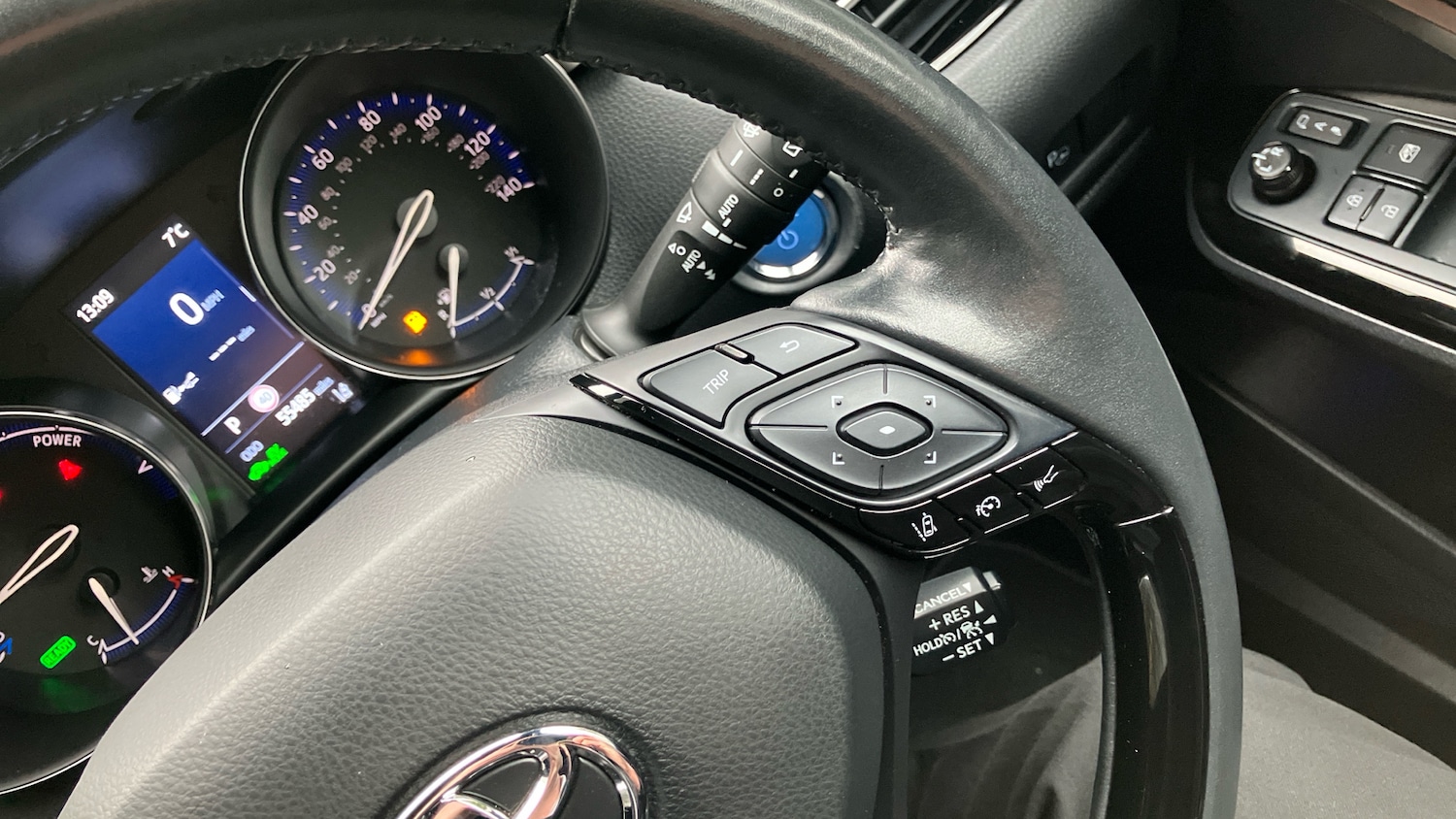 Used Toyota C-HR 2021 for sale - 77545668: Photo 35