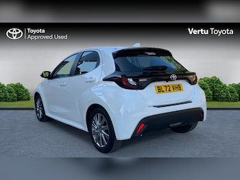 Used Toyota Yaris 2022 for sale - 79193744: Photo