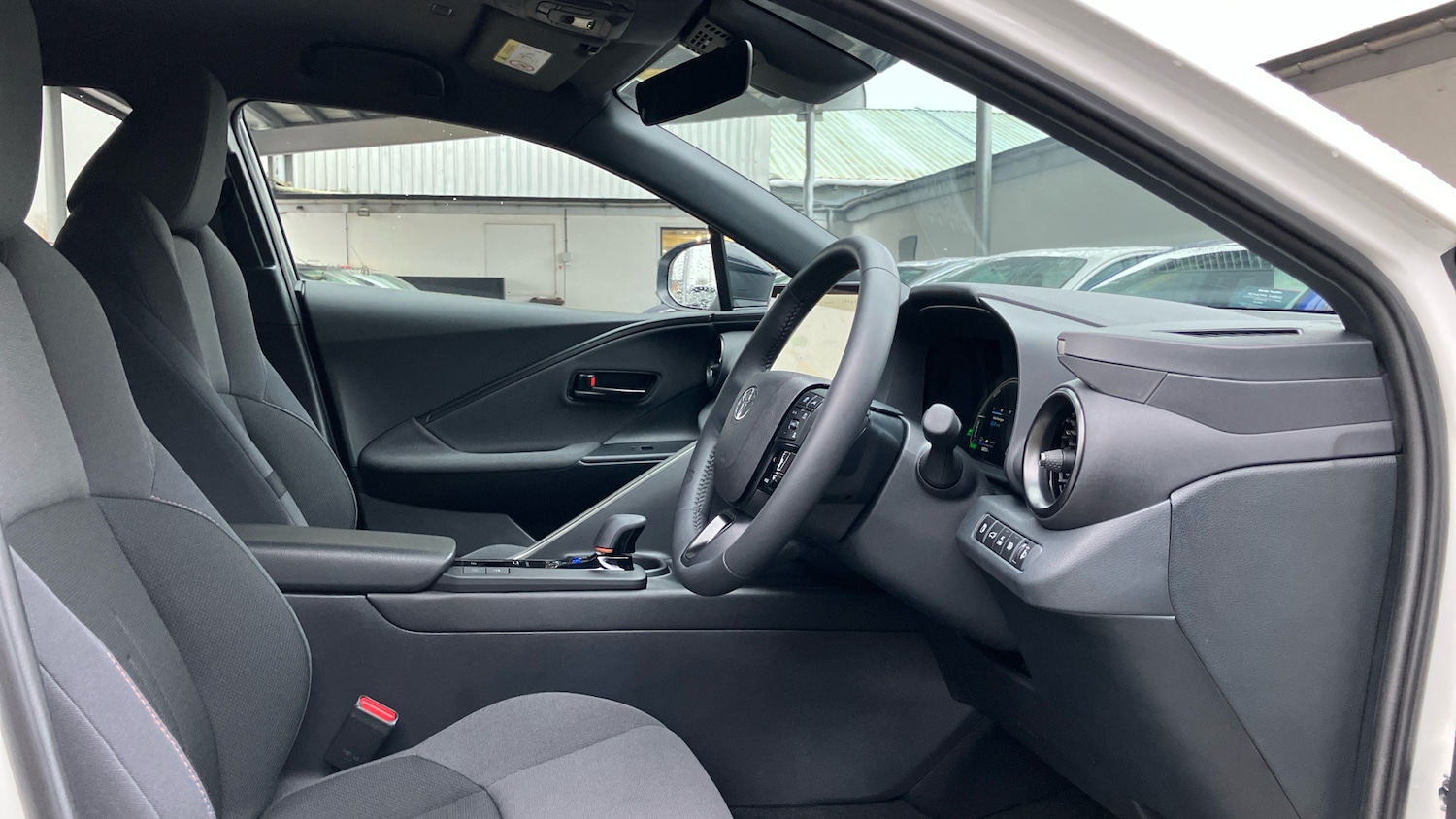 Used Toyota C-HR 2024 for sale - 77079459: Photo 11