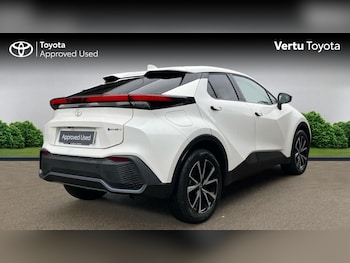 Used Toyota C-HR 2024 for sale - 77079459: Photo