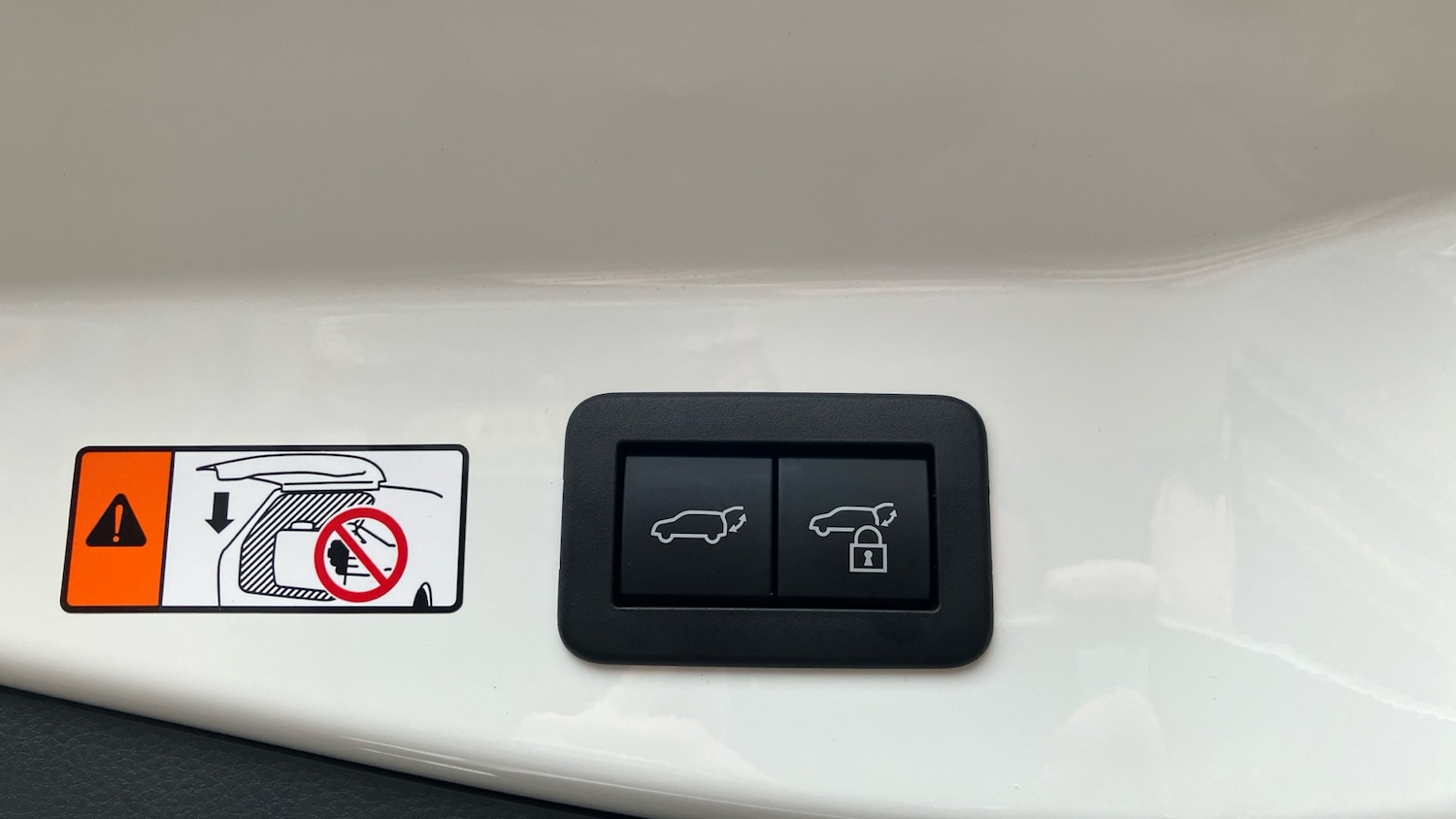 Used Toyota C-HR 2024 for sale - 77079459: Photo 31