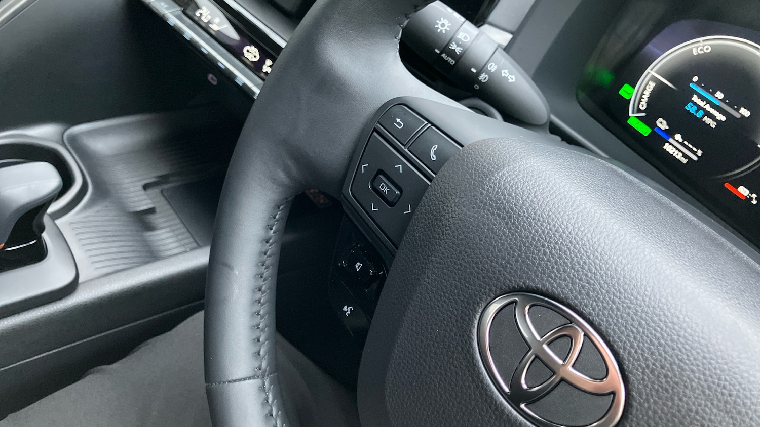 Used Toyota C-HR 2024 for sale - 77079459: Photo 34