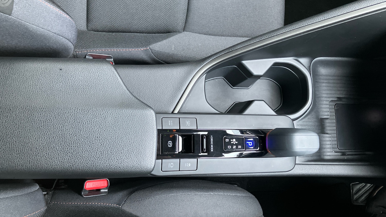 Used Toyota C-HR 2024 for sale - 77079459: Photo 38