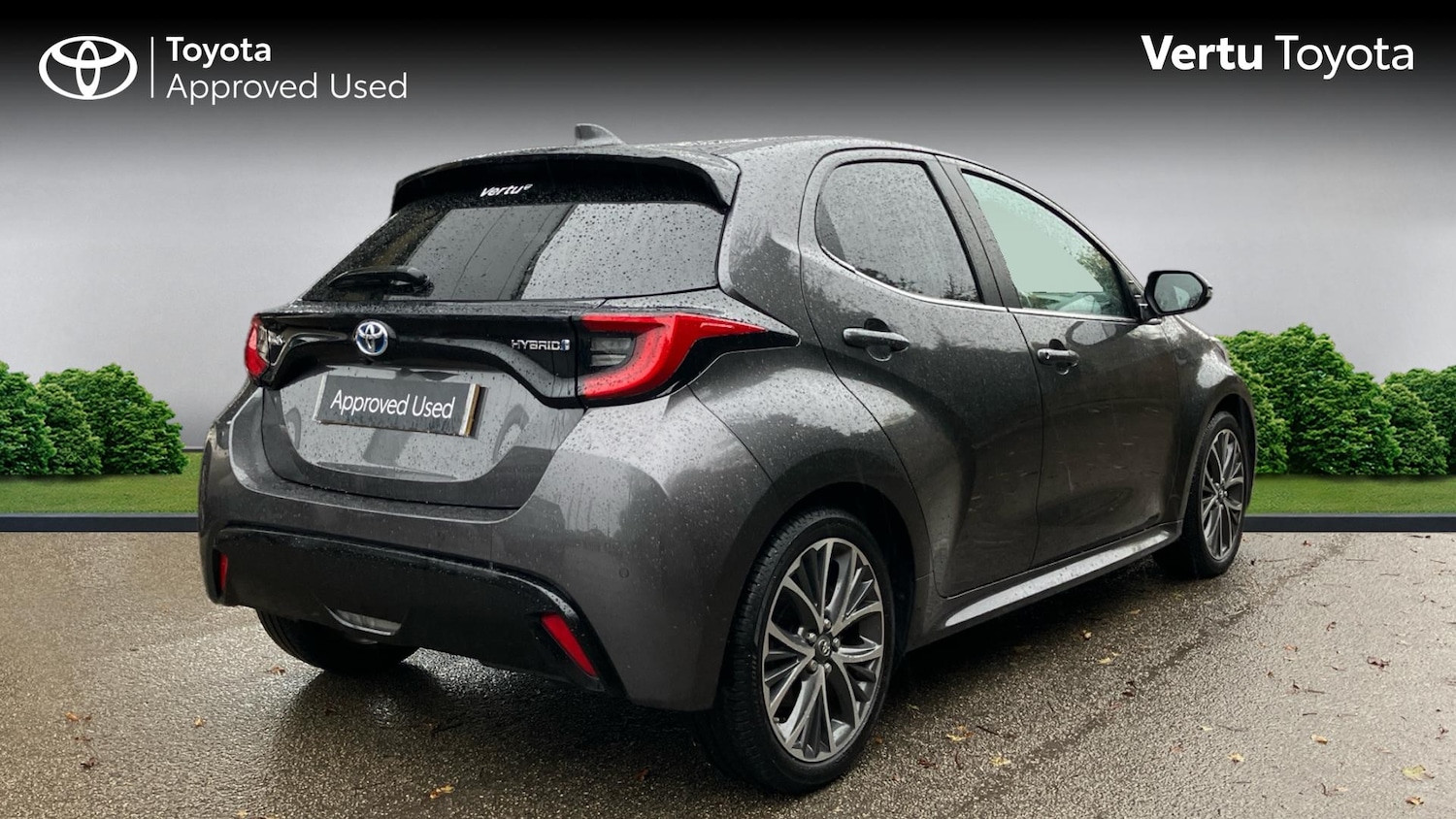 Used Toyota Yaris 2022 for sale - 76638581: Photo 2