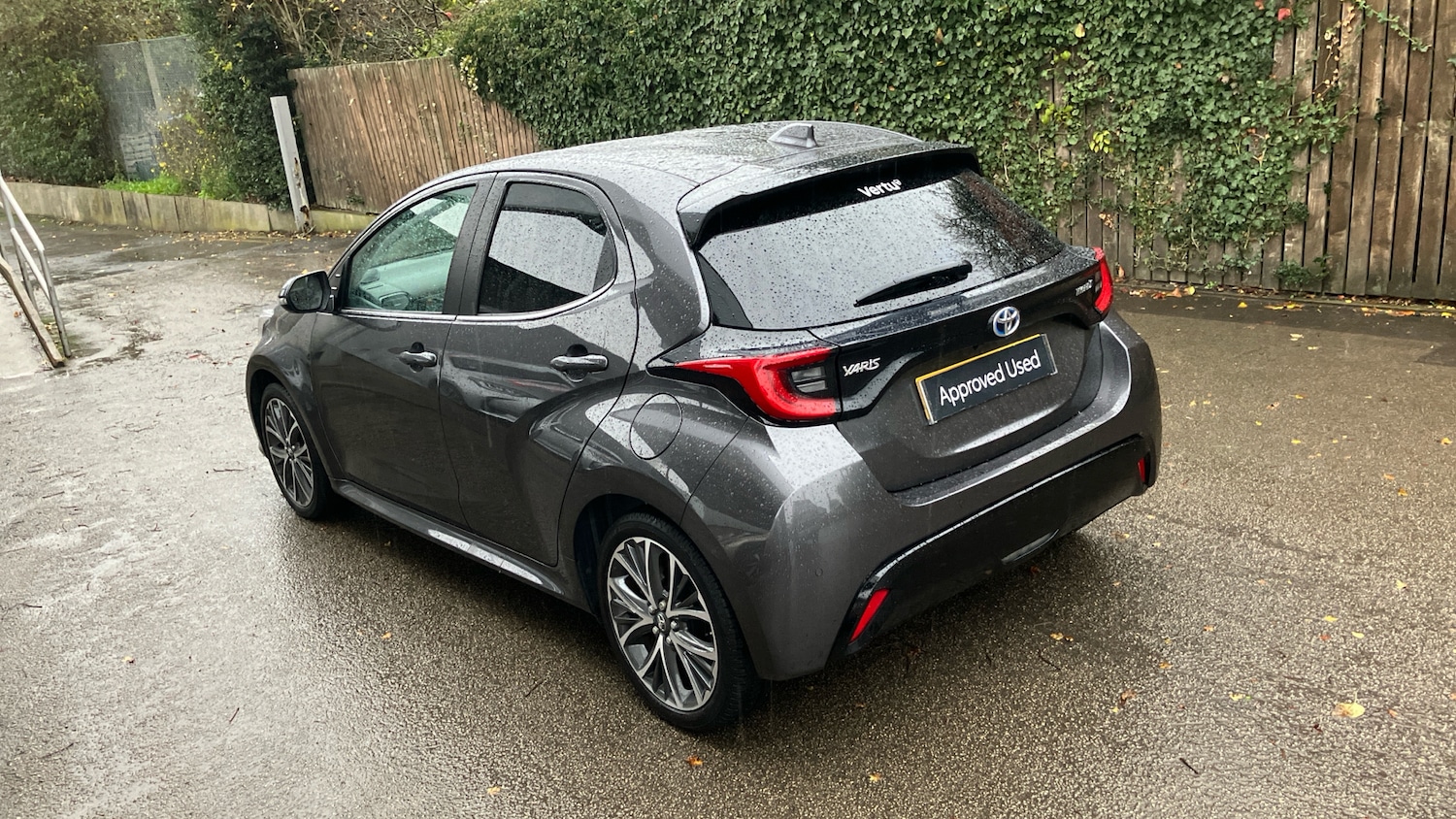 Used Toyota Yaris 2022 for sale - 76638581: Photo 30