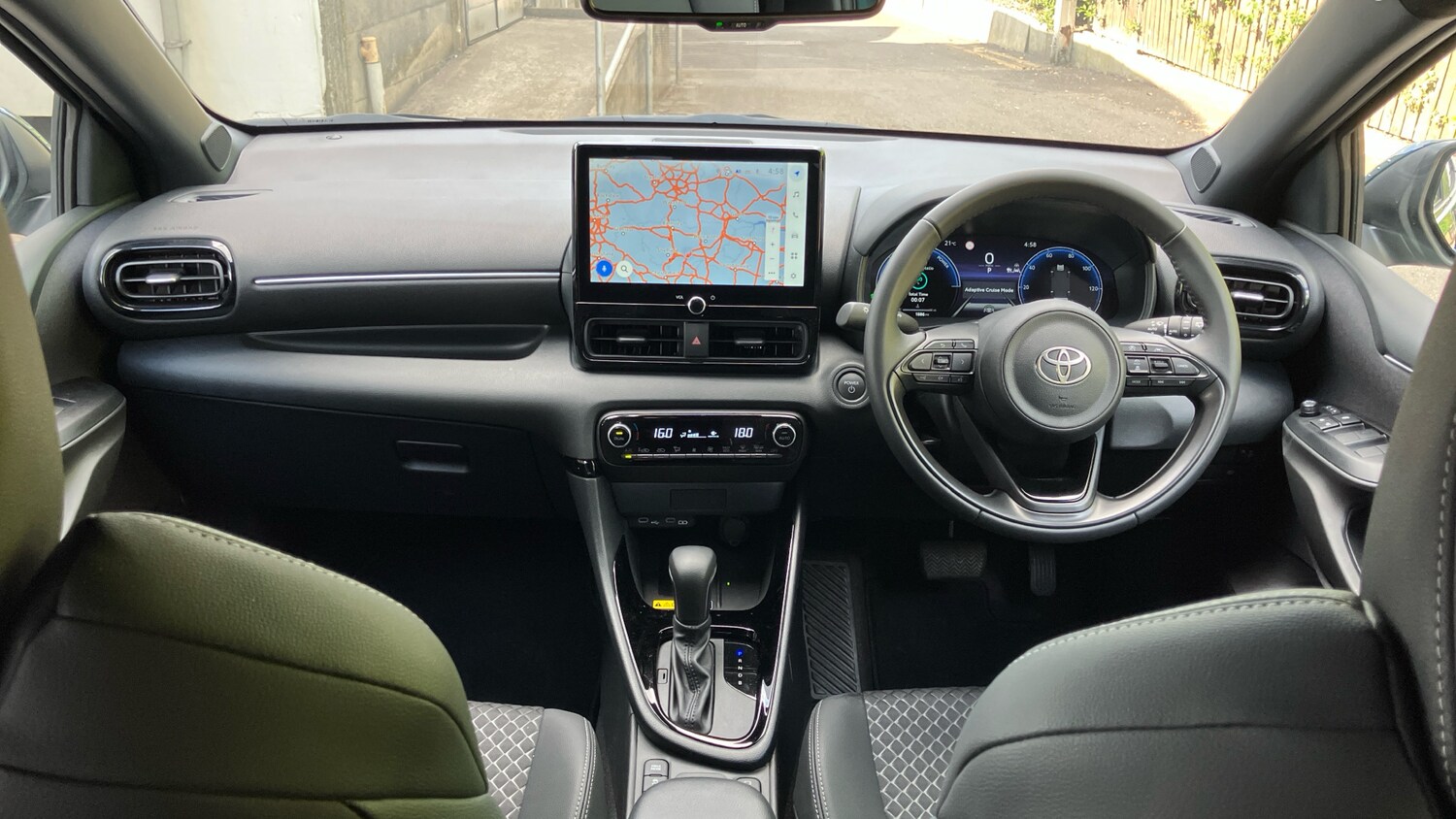 Used Toyota Yaris 2025 for sale - 76045898: Photo 5