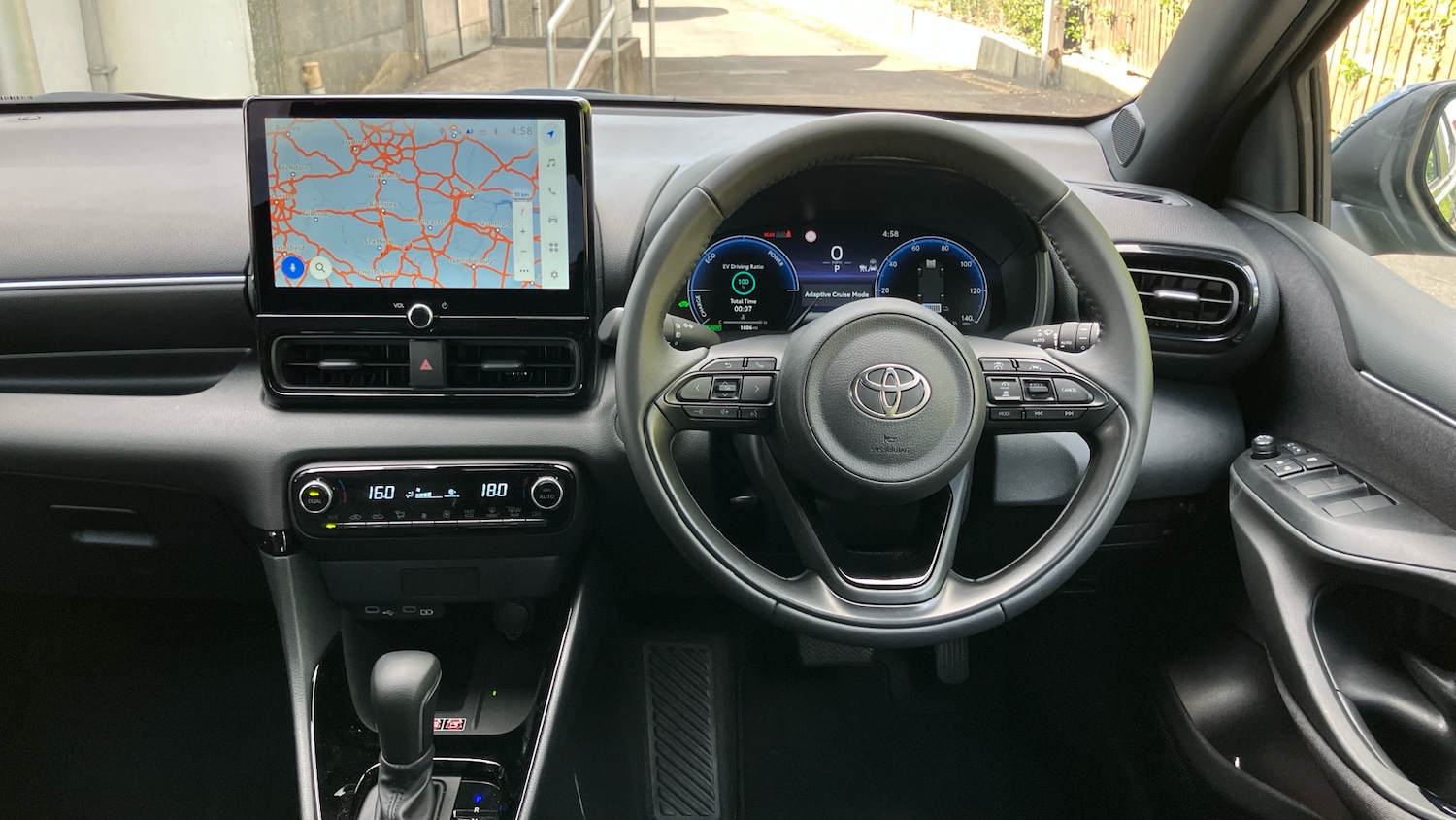 Used Toyota Yaris 2025 for sale - 76045898: Photo 6