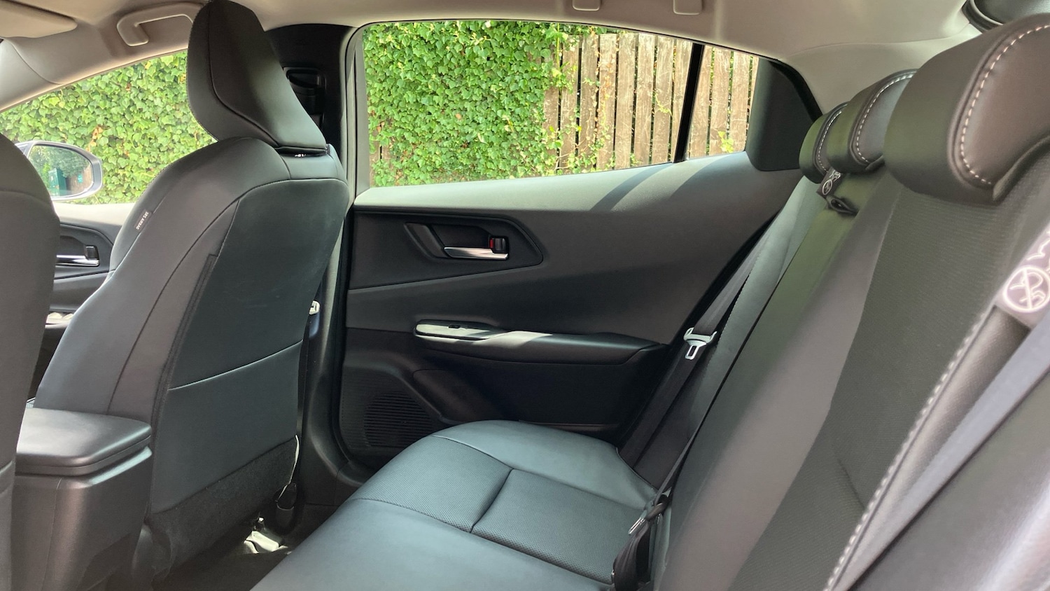 Used Toyota Prius 2025 for sale - 76588957: Photo 13