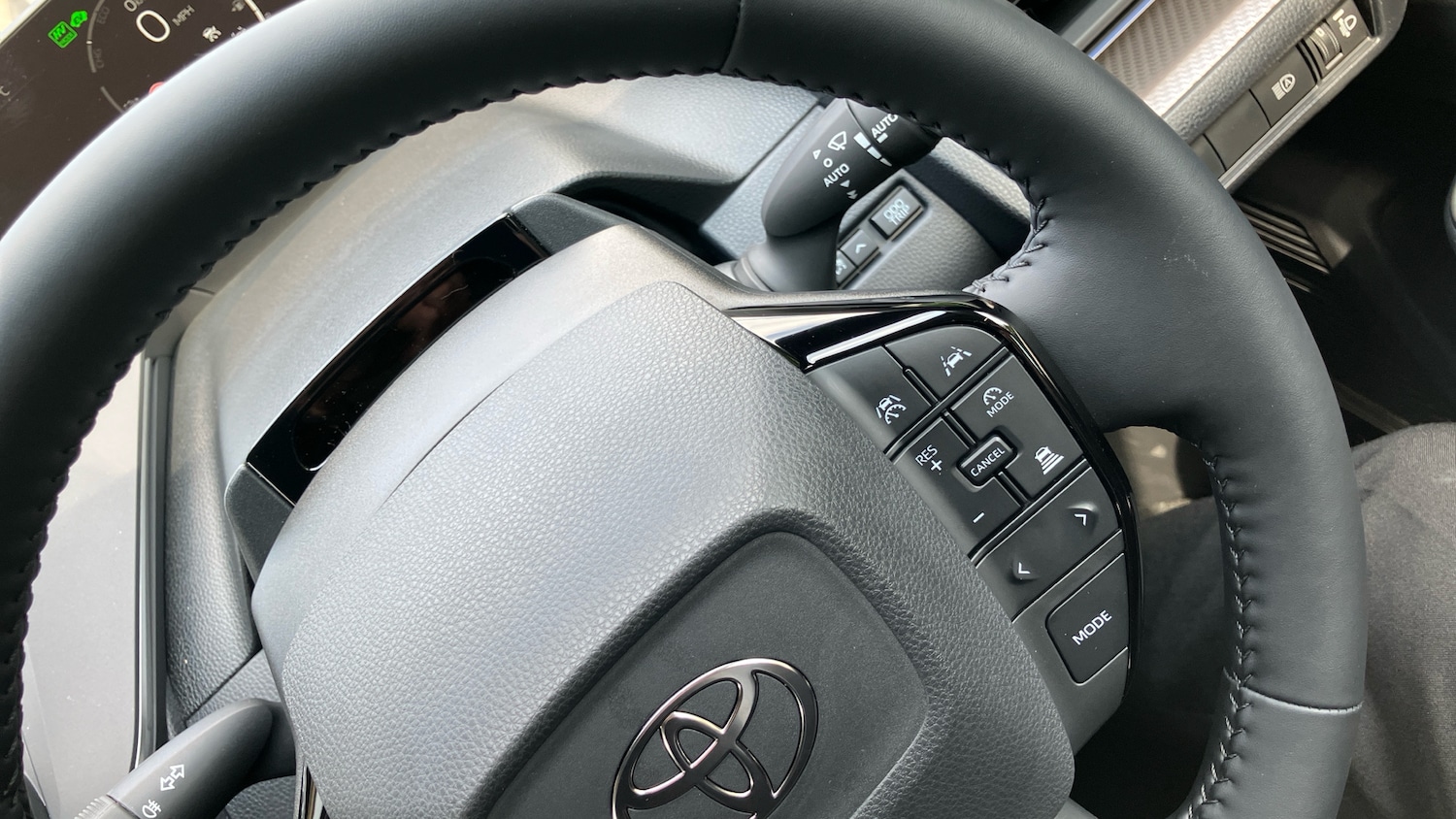 Used Toyota Prius 2025 for sale - 76588957: Photo 34