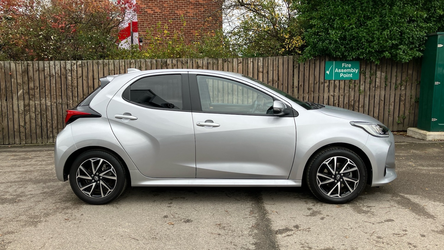 Used Toyota Yaris 2022 for sale - 76517912: Photo 16