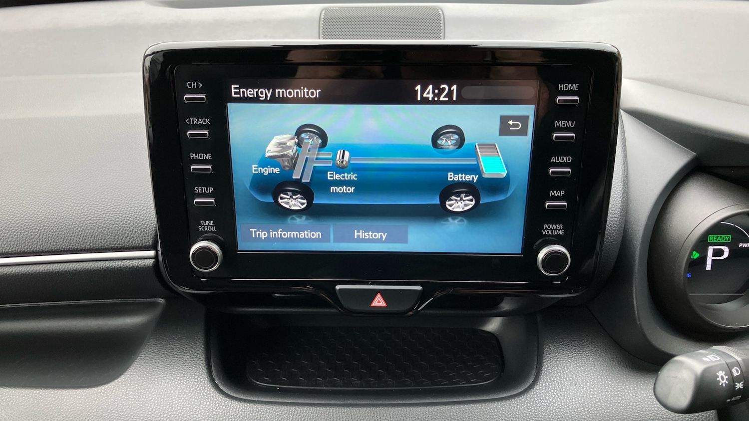 Used Toyota Yaris 2022 for sale - 76517912: Photo 24