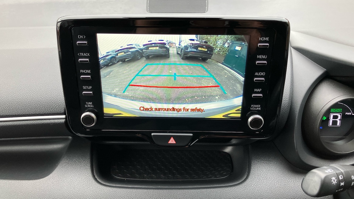 Used Toyota Yaris 2022 for sale - 76517912: Photo 27