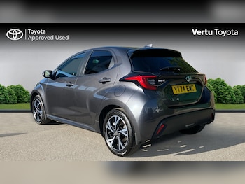 Used Toyota Yaris 2024 for sale - 78554205: Photo