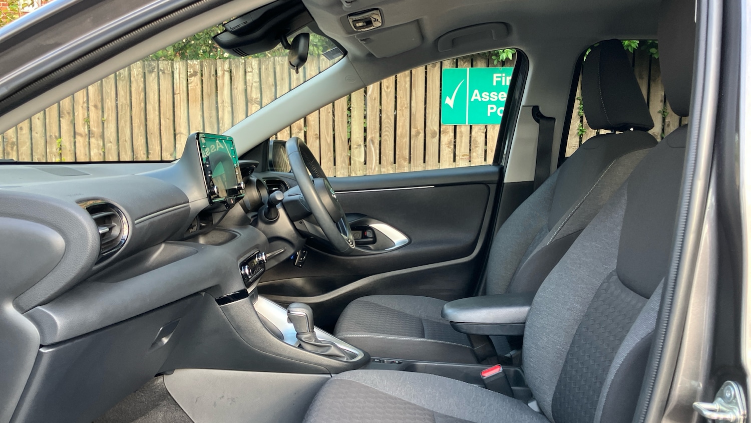 Used Toyota Yaris 2023 for sale - 76146477: Photo 10