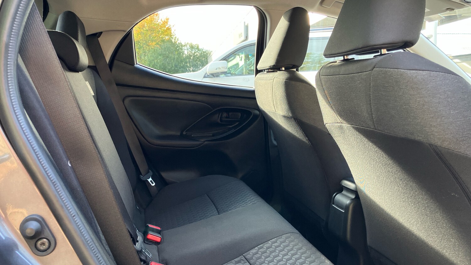 Used Toyota Yaris 2023 for sale - 76146477: Photo 12