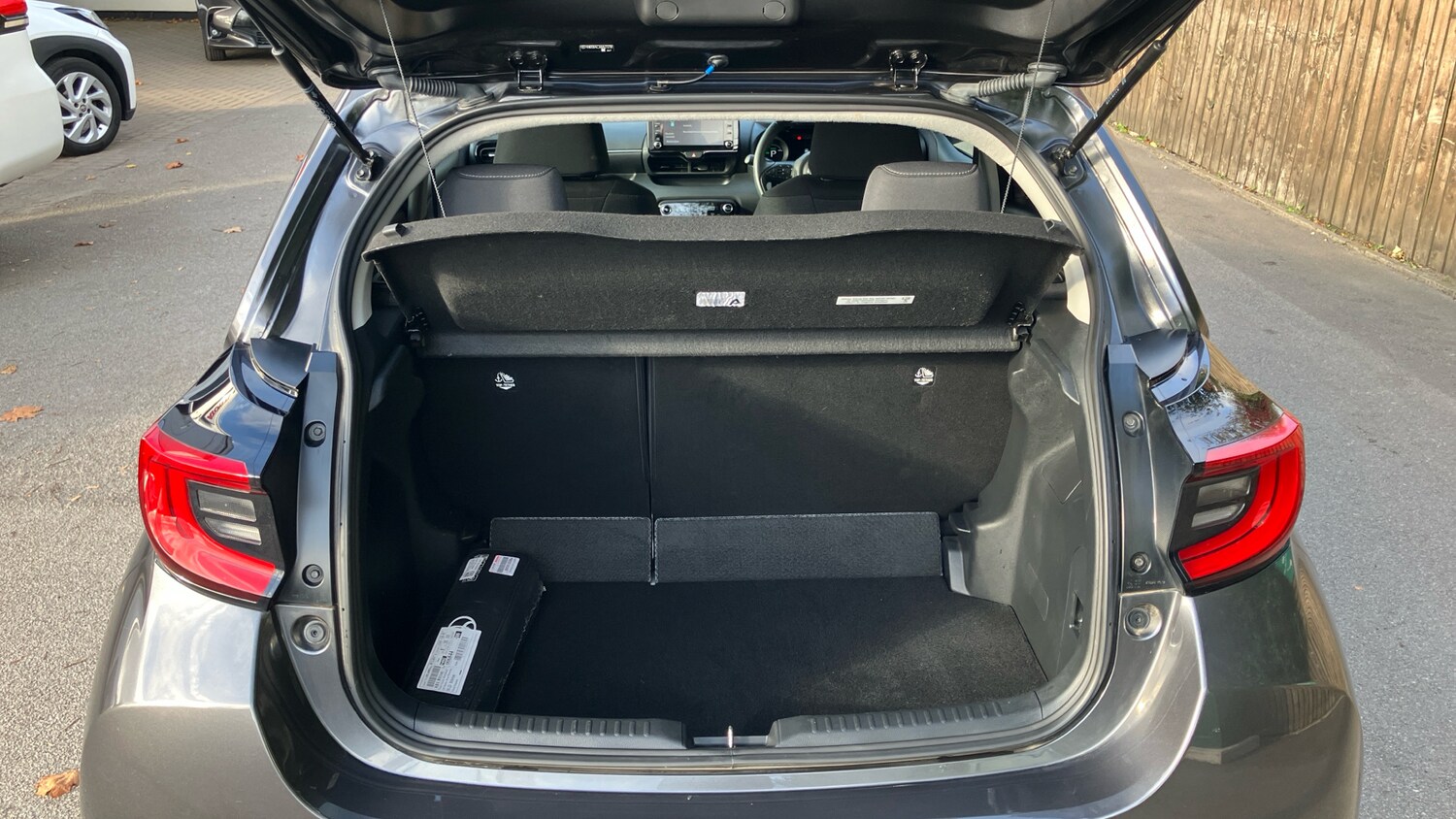 Used Toyota Yaris 2023 for sale - 76146477: Photo 14