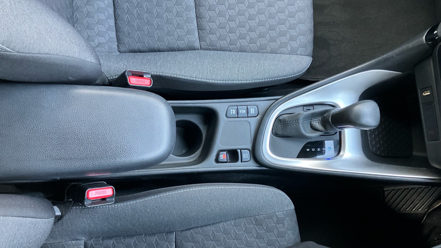 Used Toyota Yaris 2023 for sale - 76146477: Photo 34