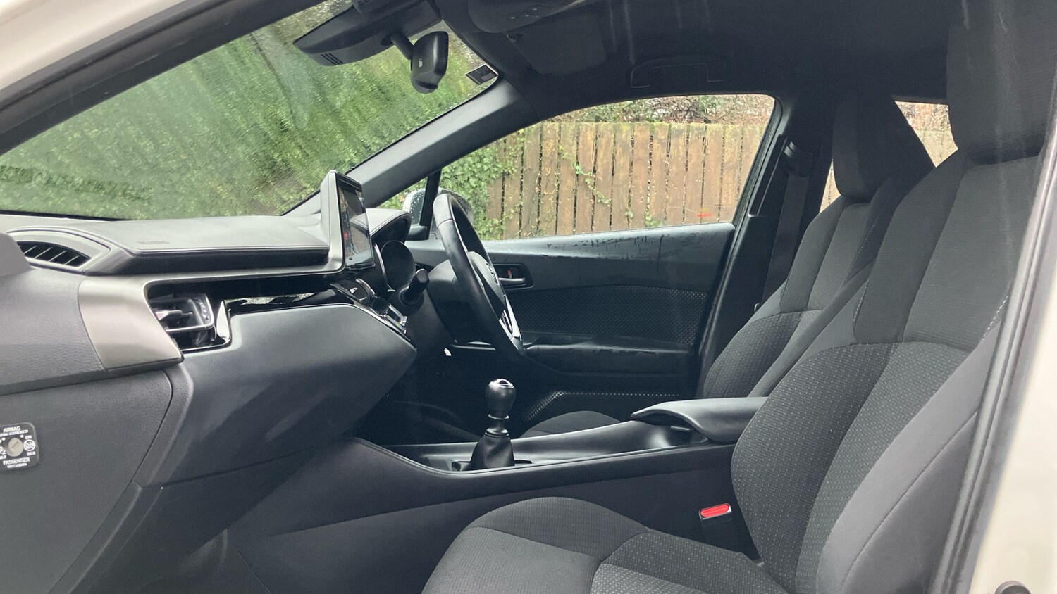 Used Toyota C-HR 2019 for sale - 77915865: Photo 10