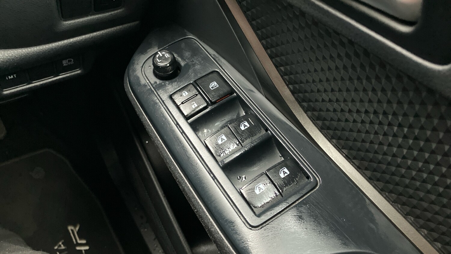 Used Toyota C-HR 2019 for sale - 77915865: Photo 30