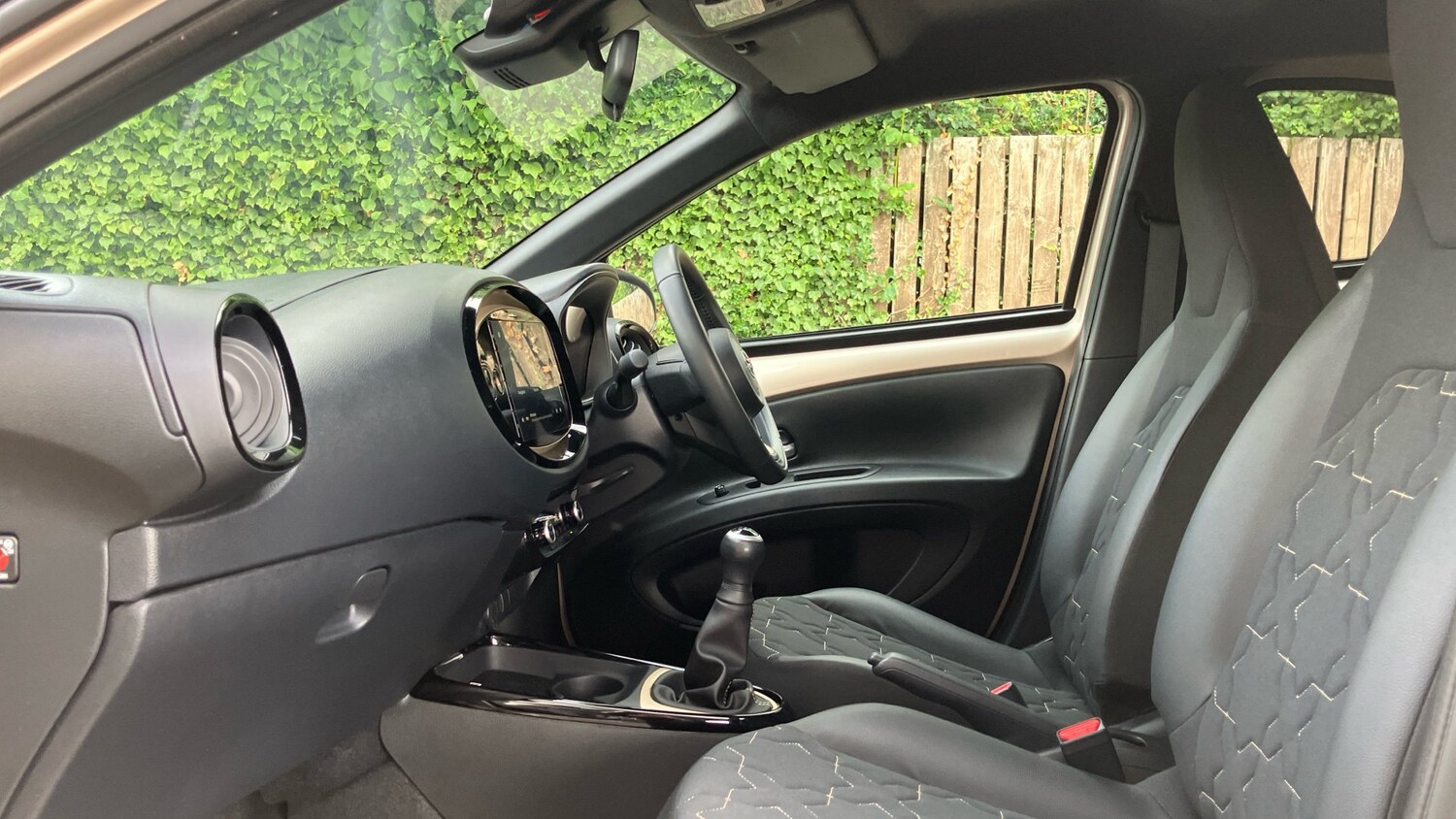 2023 Toyota Aygo X 1.0 VVT-i Exclusive 5dr Petrol Hatchback Hatchback Petrol Man - Picture 10 of 24