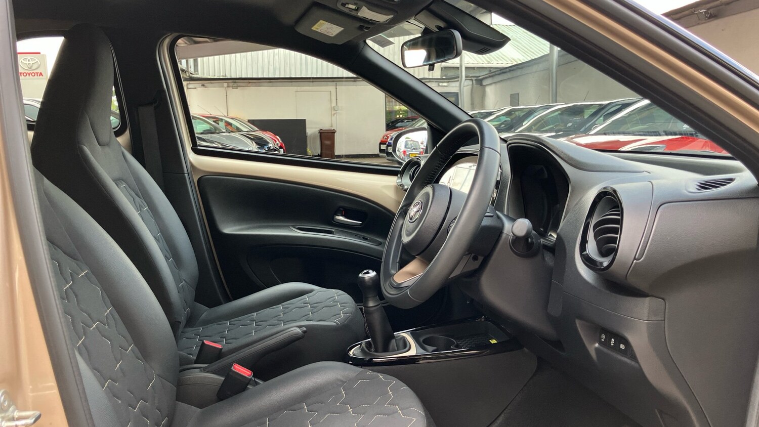 2023 Toyota Aygo X 1.0 VVT-i Exclusive 5dr Petrol Hatchback Hatchback Petrol Man - Picture 11 of 24