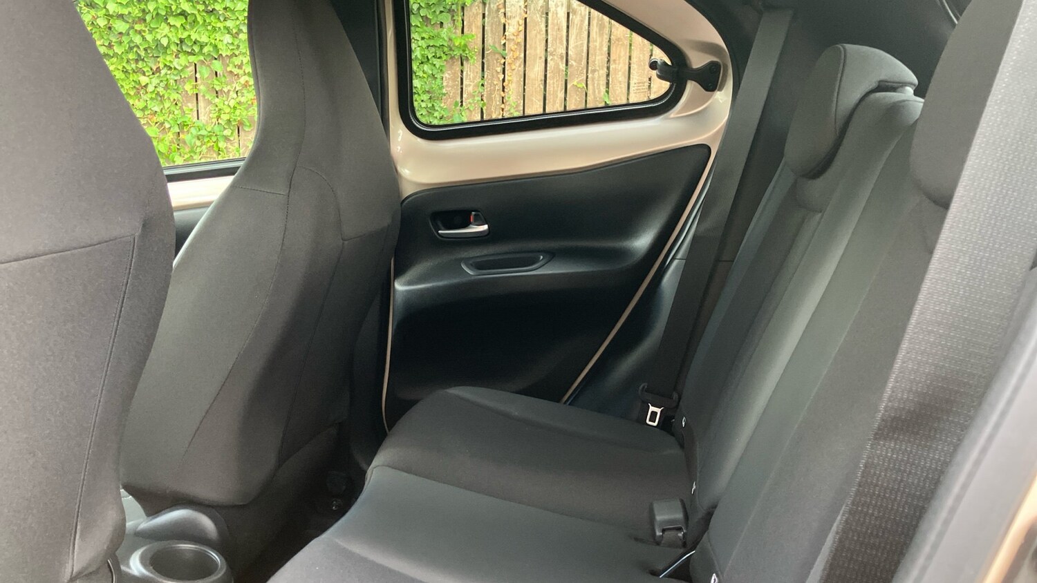 2023 Toyota Aygo X 1.0 VVT-i Exclusive 5dr Petrol Hatchback Hatchback Petrol Man - Picture 13 of 24
