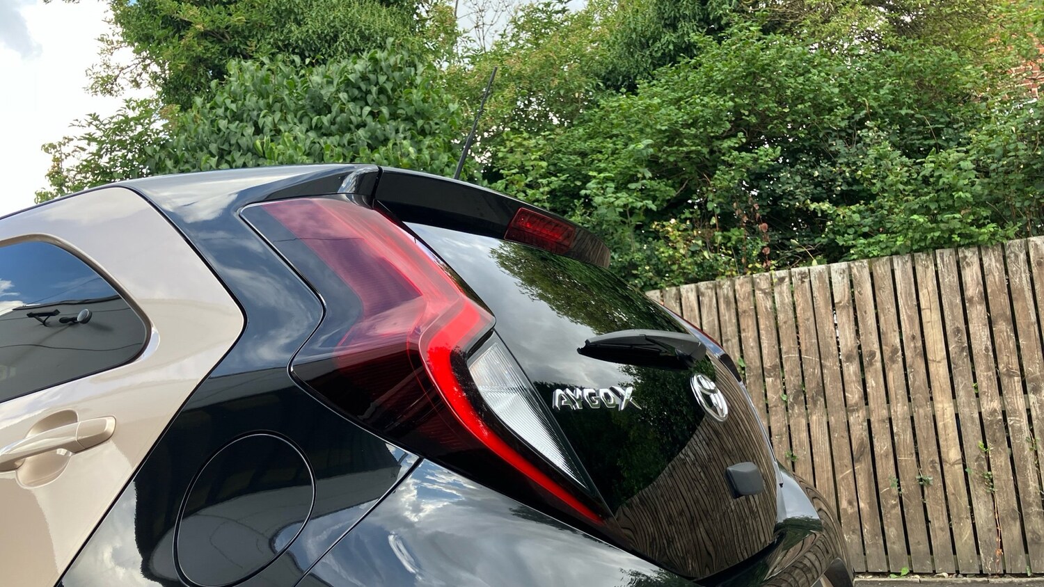 2023 Toyota Aygo X 1.0 VVT-i Exclusive 5dr Petrol Hatchback Hatchback Petrol Man - Picture 22 of 24