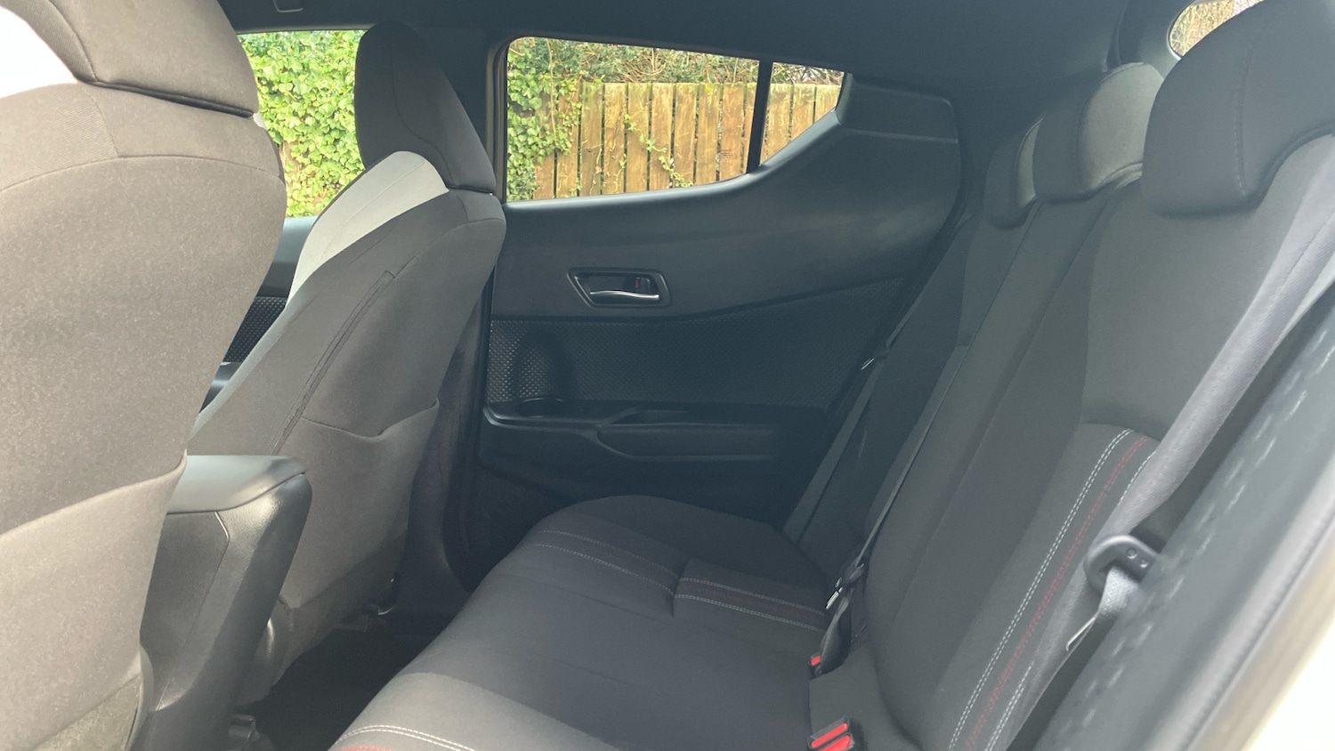 Used Toyota C-HR 2022 for sale - 77544561: Photo 13