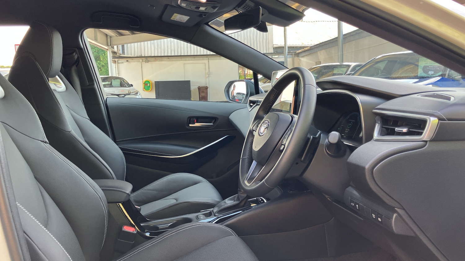 Used Toyota Corolla 2025 for sale - 76045951: Photo 11