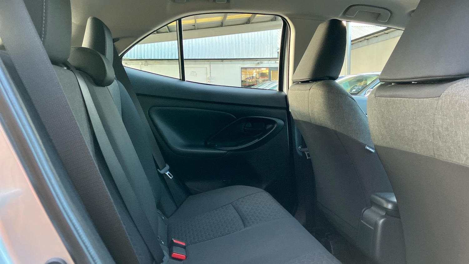 Used Toyota Yaris Cross 2022 for sale - 76957353: Photo 12