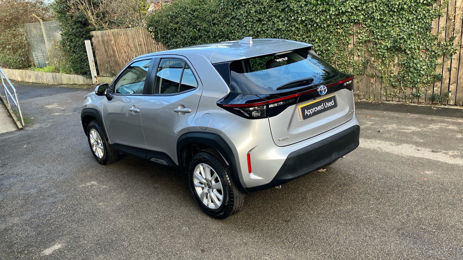 Used Toyota Yaris Cross 2022 for sale - 76957353: Photo 30