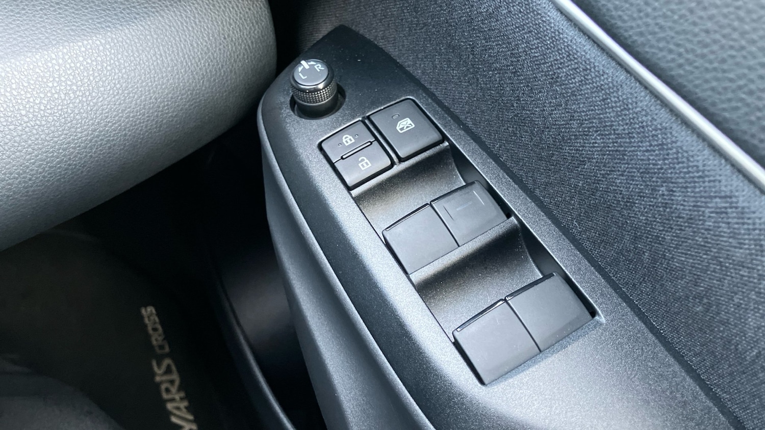 Used Toyota Yaris Cross 2022 for sale - 76957353: Photo 31