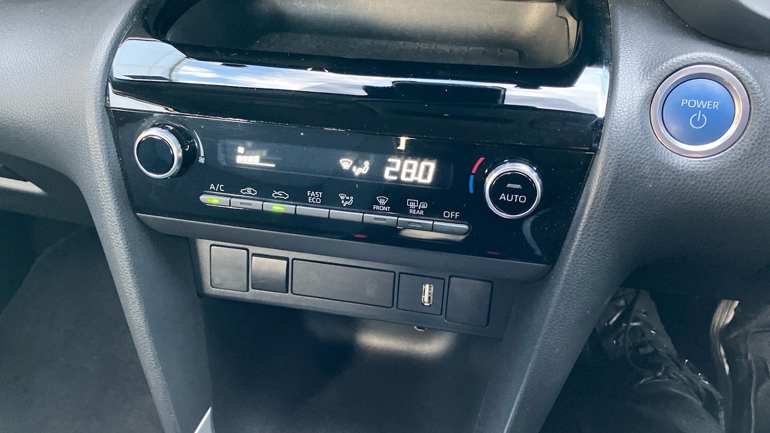 Used Toyota Yaris Cross 2022 for sale - 76957353: Photo 36