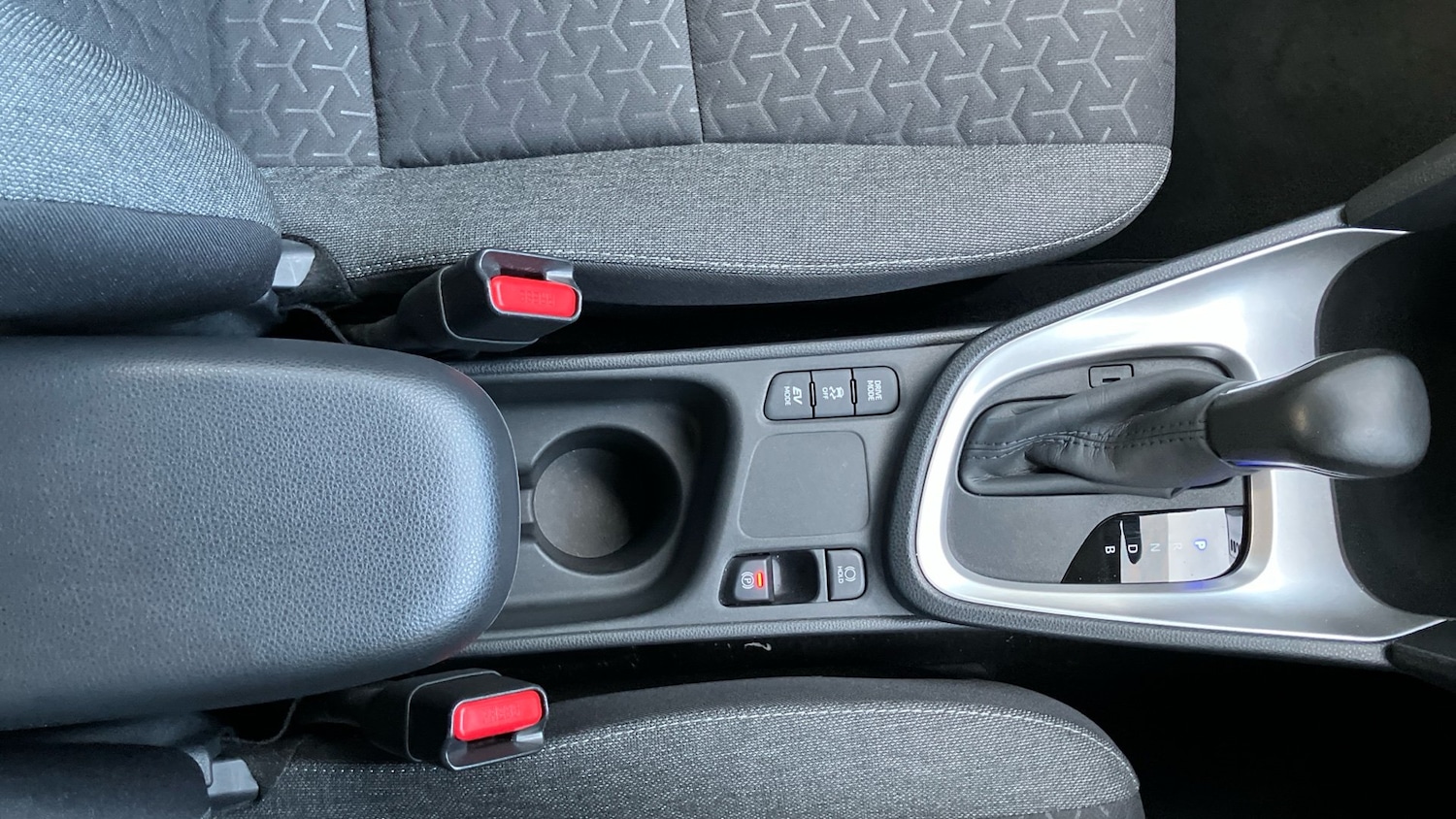 Used Toyota Yaris Cross 2022 for sale - 76957353: Photo 37