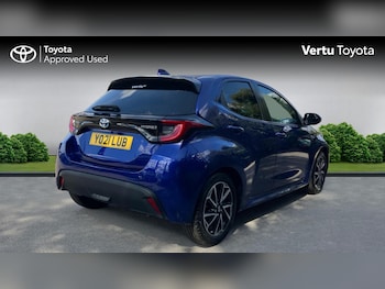 Used Toyota Yaris 2021 for sale - 79352863: Photo