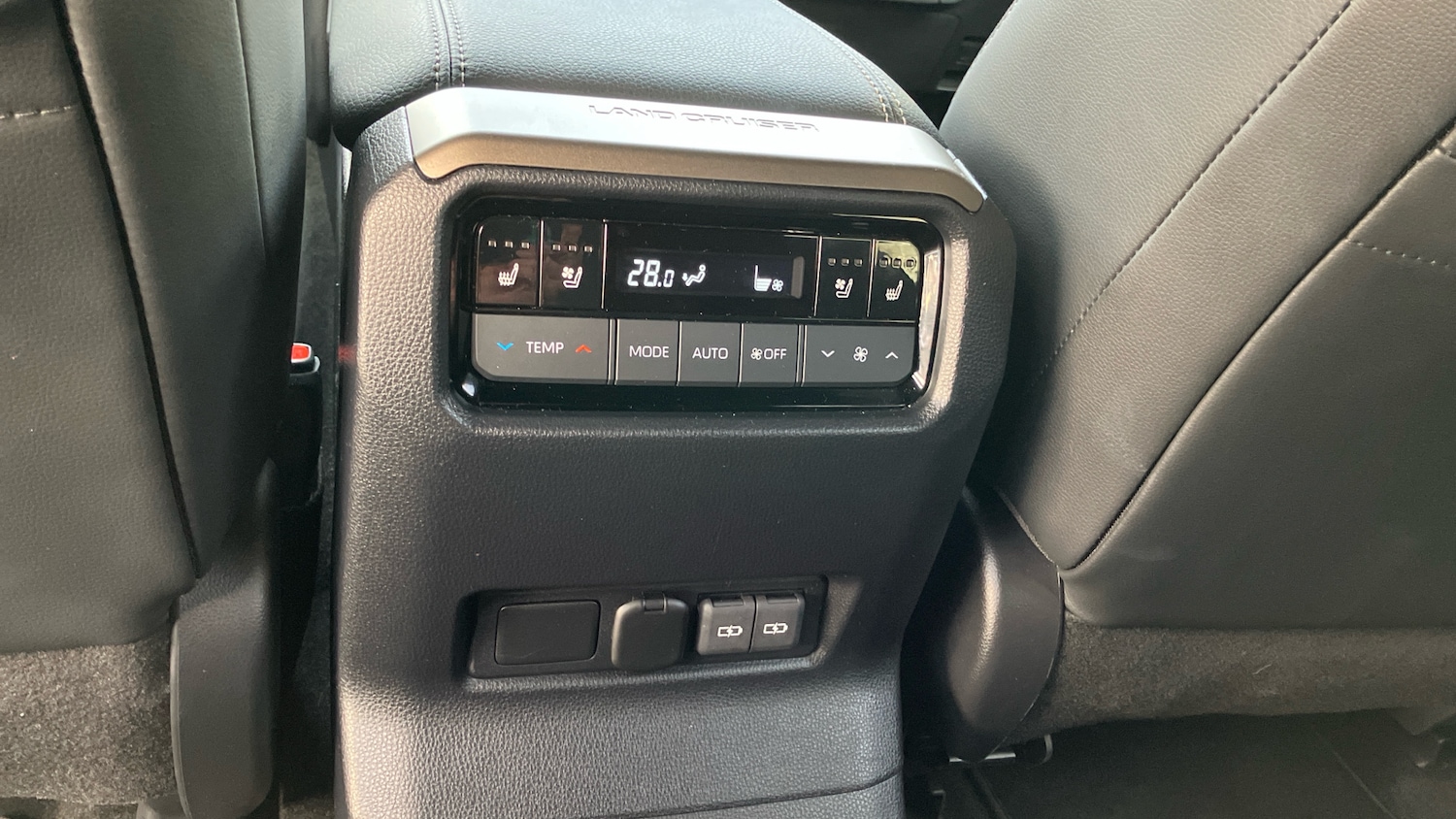 Used Toyota Land Cruiser 2025 for sale - 76932102: Photo 35