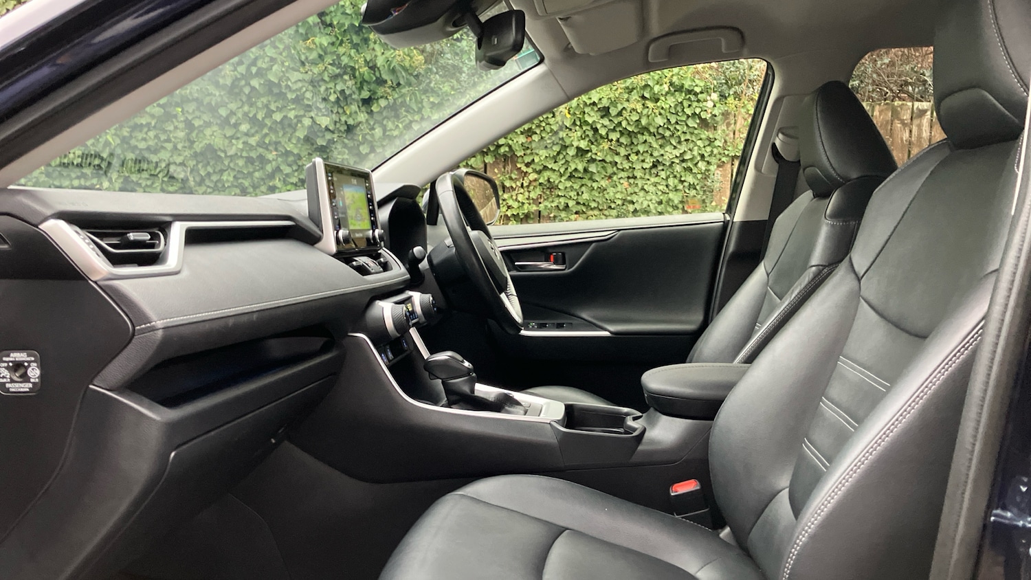 Used Toyota RAV4 2022 for sale - 77137458: Photo 10