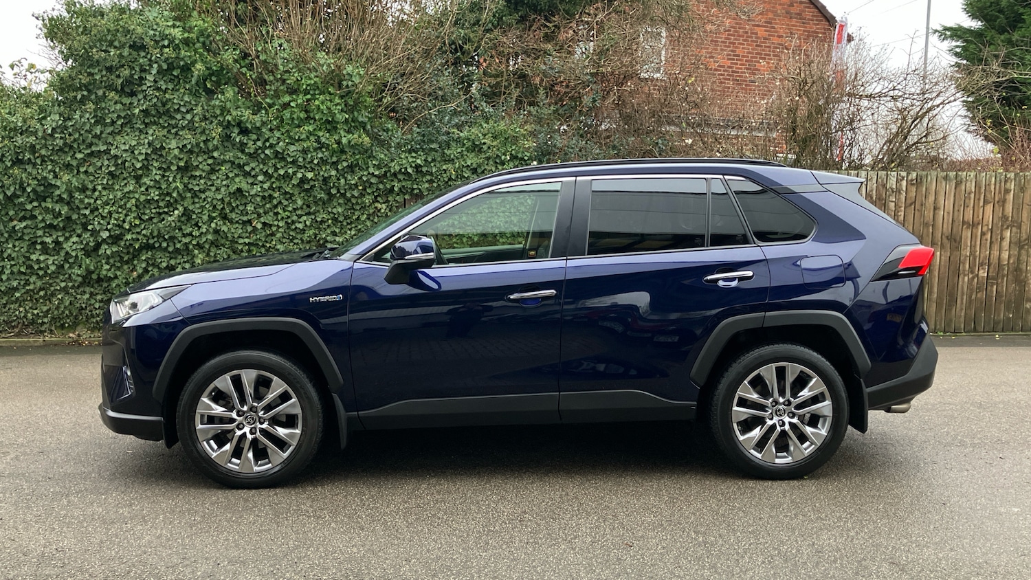 Used Toyota RAV4 2022 for sale - 77137458: Photo 17