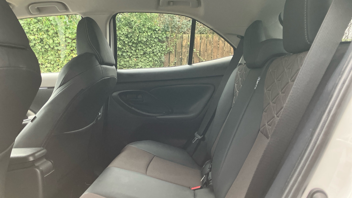 Used Toyota Yaris Cross 2024 for sale - 77544593: Photo 13