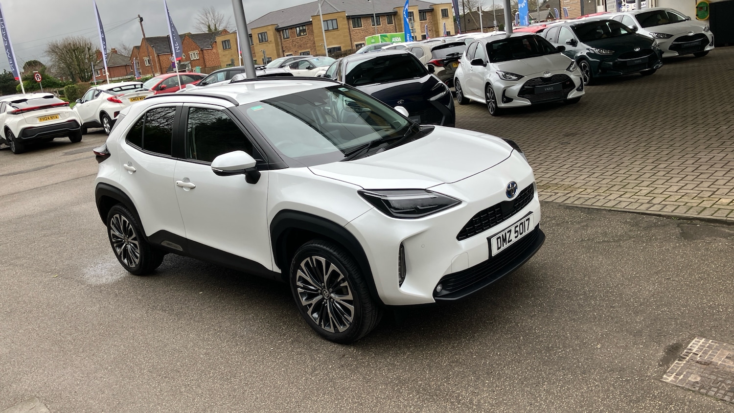 Used Toyota Yaris Cross 2024 for sale - 77544593: Photo 29